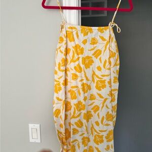 Old Navy Yellow Floral Dress